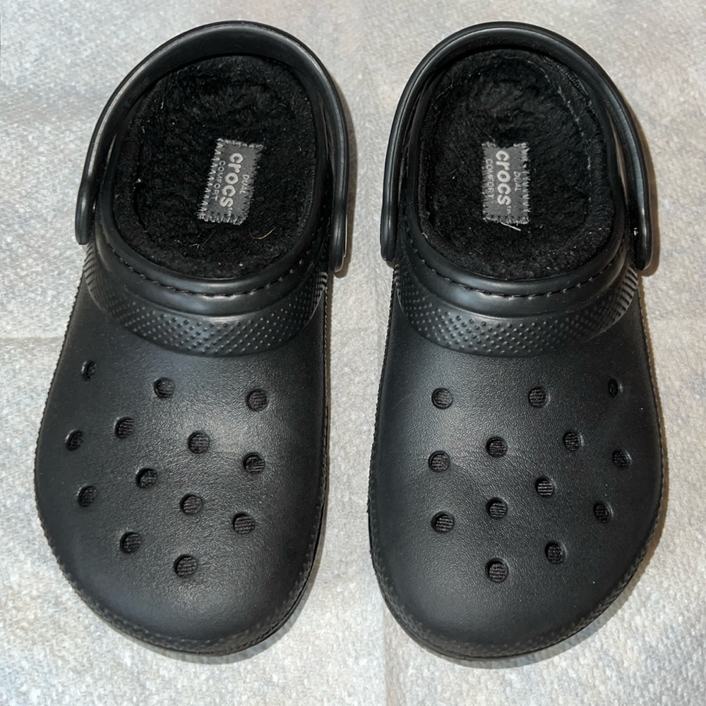 Crocs Fleece Lined Clogs
